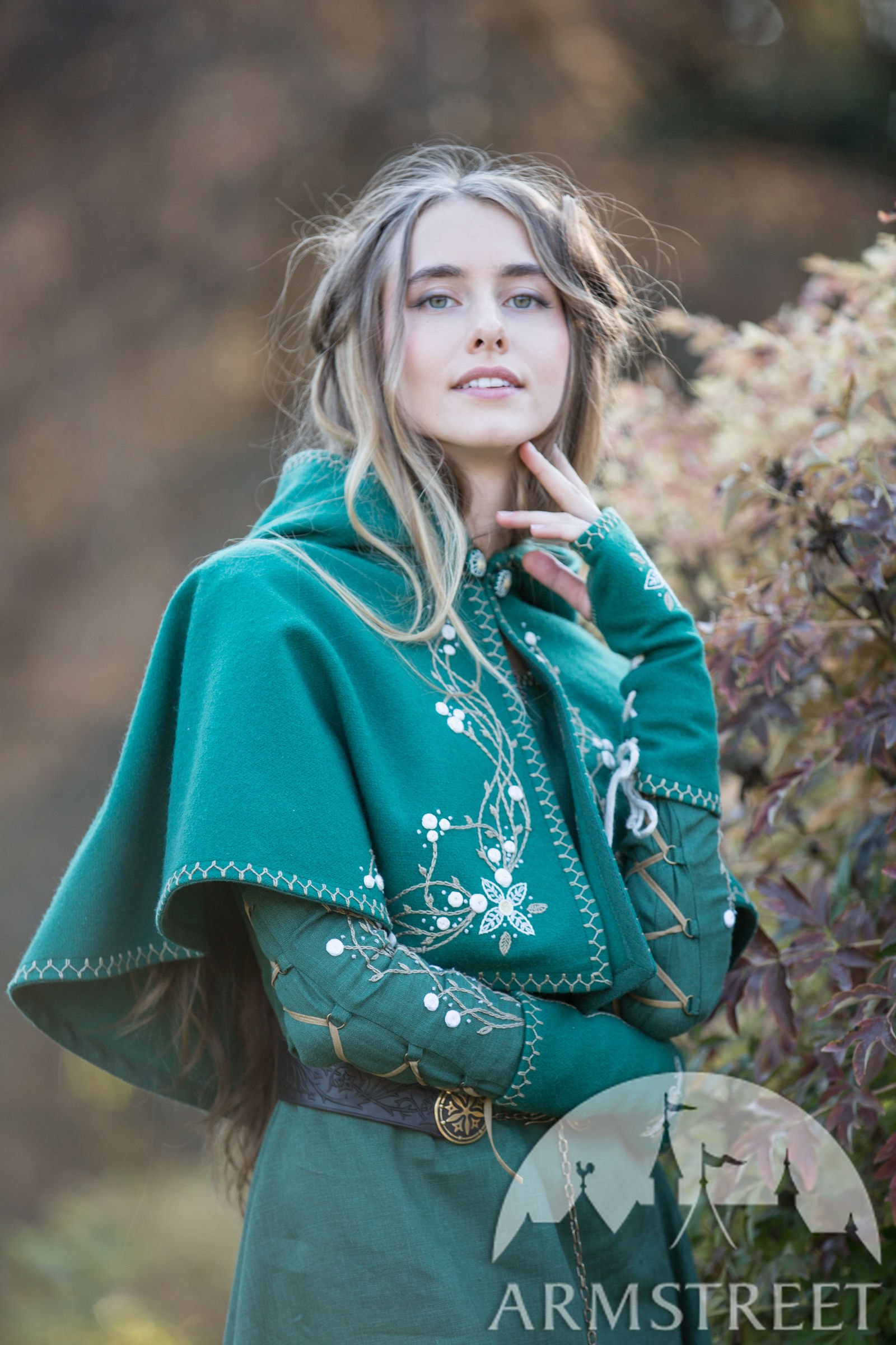 "fairy tale" woolen hood