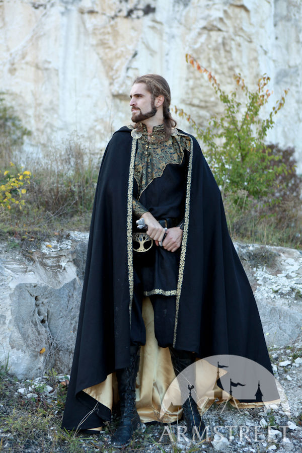 Knight of the West cloak, tunic and fibula set