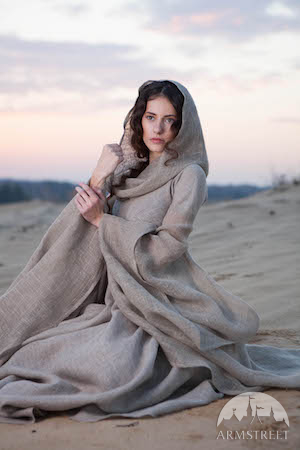 Early linen medieval clothing
