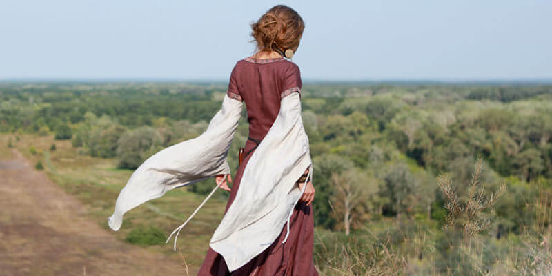 Medieval flax linen dress, chemise and bodice “Archeress”