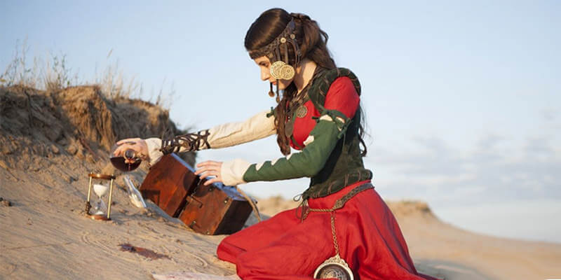 “The Alchemist's daughter” collection: dress, vest, accessories