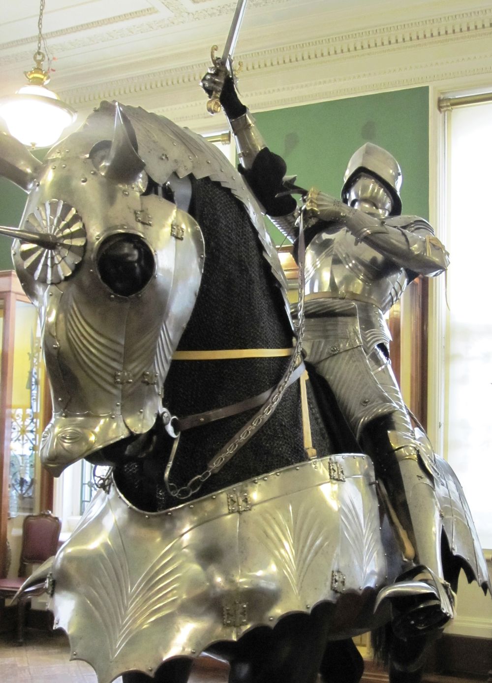 German Gothic armor for horse, XV c., Wallace Collection, London