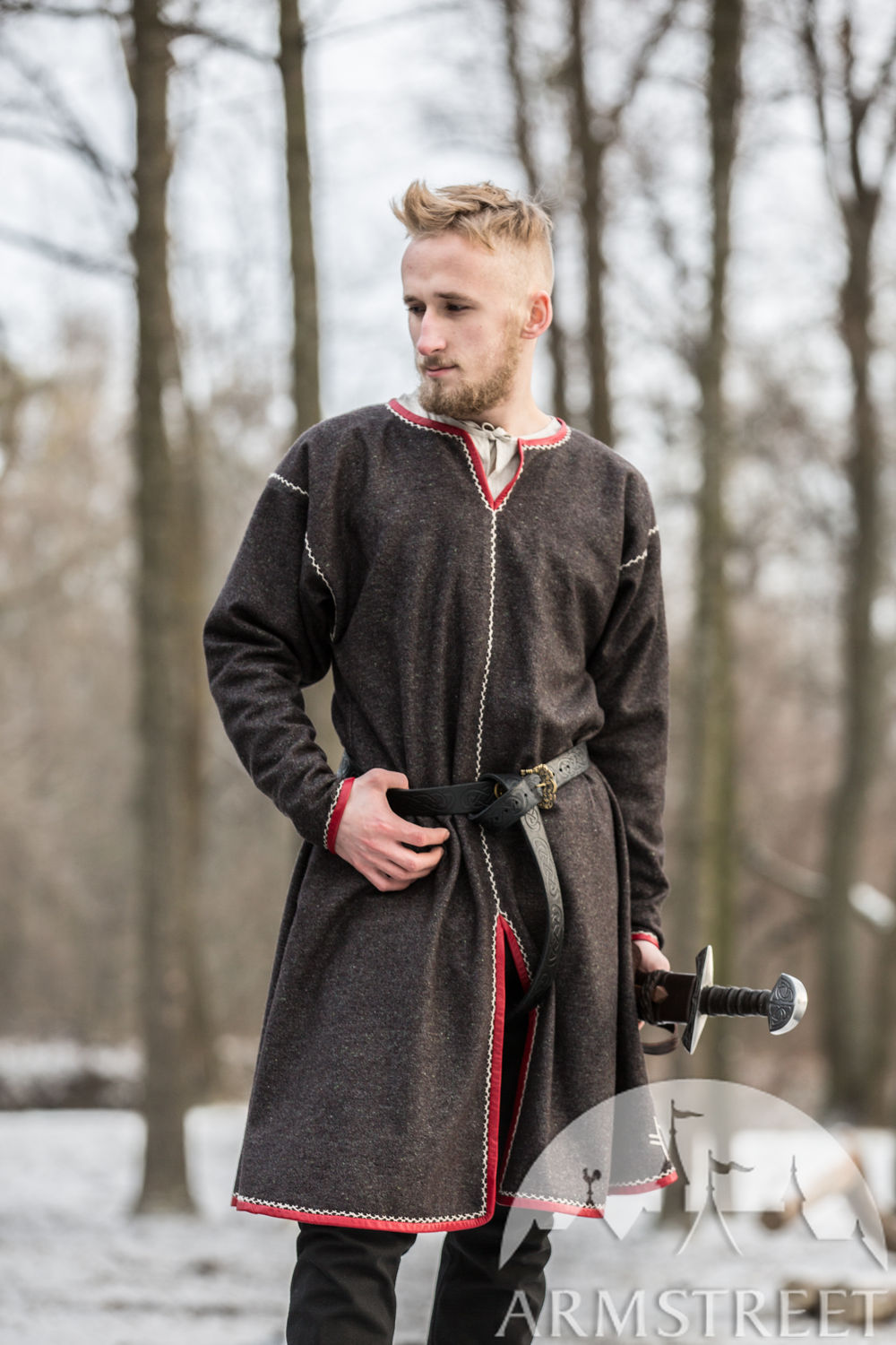 Limited Graphite Wool Viking Tunic “Ragnvaldur the Traveller”