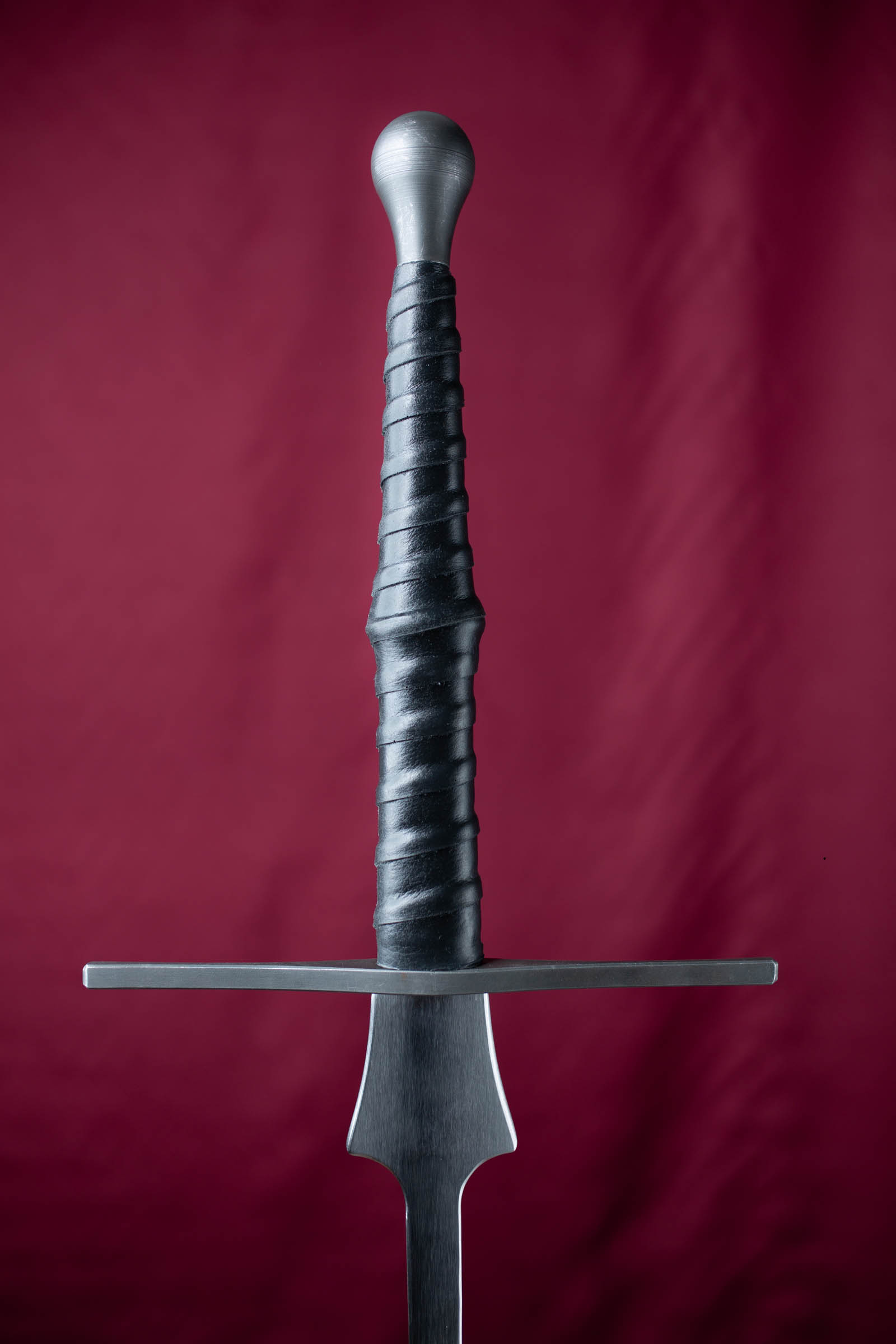 Split handle with leather wrap imitation